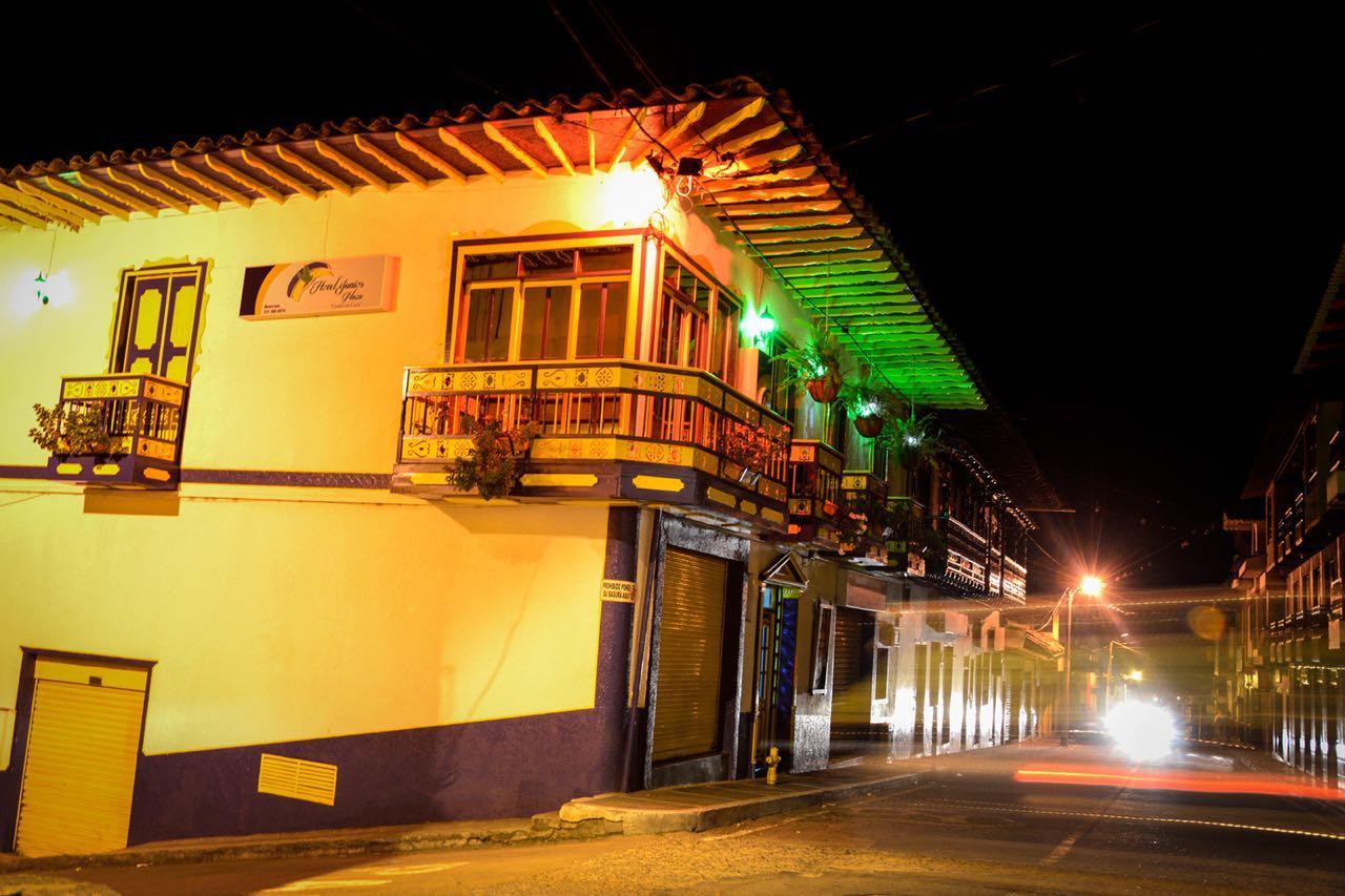 Hotel Junior Plaza Apía Exterior foto